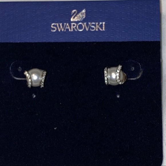Swarovski Silver Crystal Sparkling Earrings Pearl